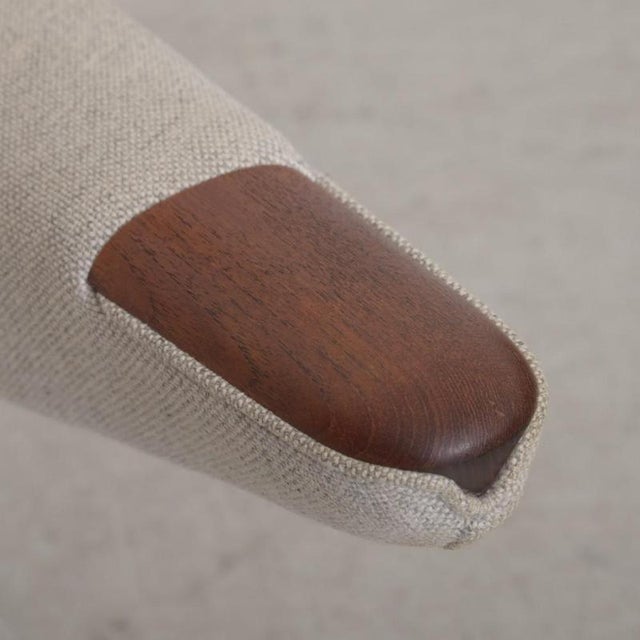 Papa Bear Chair in Grey Hallingdal Fabric by Hans J. Wegner, 1960s For Sale - Image 6 of 18