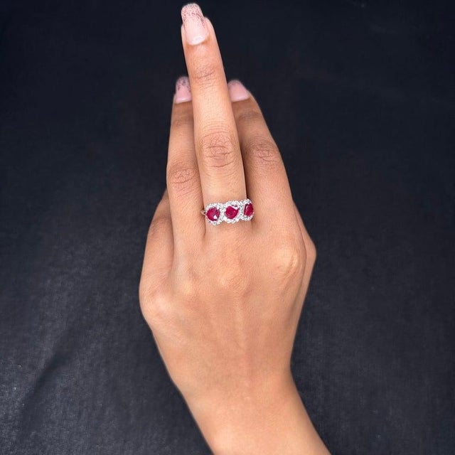 Art Deco Pear Cut Ruby and Diamond Trilogy Ring in 18k White Gold Size 7 For Sale - Image 3 of 12