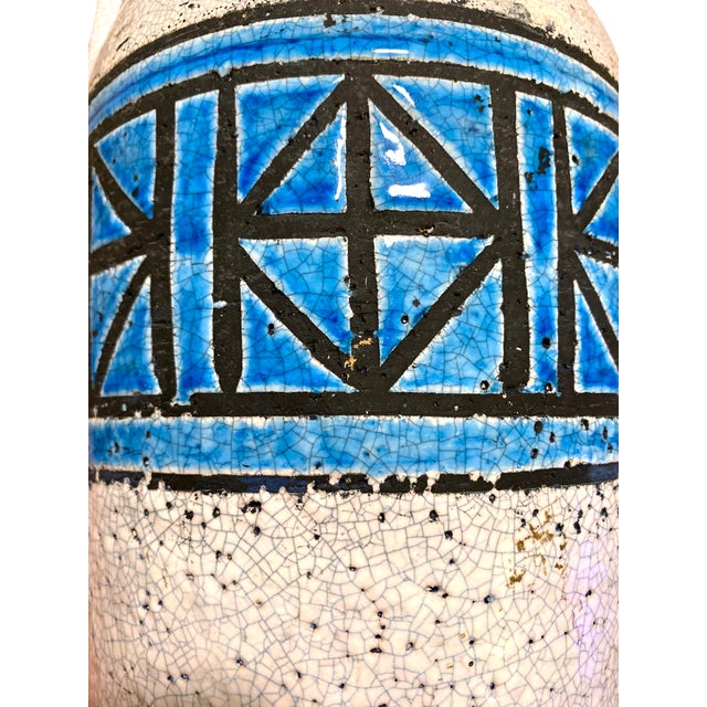 20thC. Aldo Londi for Bitossi Vase 13.5" Raymor Mid-Century Modern Italy Remini Blue For Sale In San Francisco - Image 6 of 11
