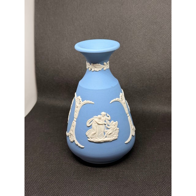 1970s 1970s Wedgwood Blue and White Ceramic Vase Classical Figures Neoclassical Matte For Sale - Image 5 of 5