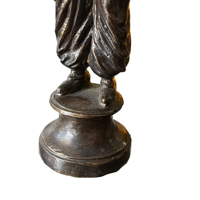 Vintage Maitland-Smith Attributed Bronze Turbaned Attendant Figural Candlesticks Manner of Tony Duquette – A Pair For Sale - Image 11 of 13