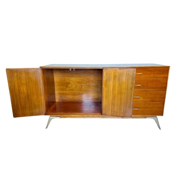 Mid-Century Modern Walnut Credenza by R-Way Furniture, 1960s For Sale - Image 6 of 12