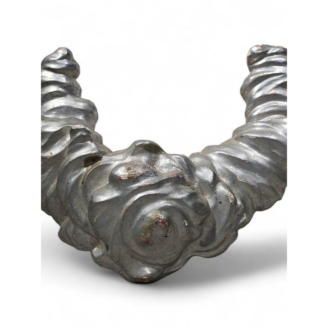 Antique 19th-Century Cloud-Shaped Carved and Silvered Wooden Pedestal For Sale - Image 10 of 12