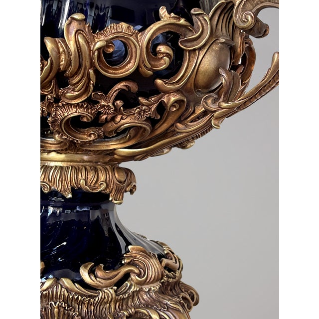 Large Covered Urn in Black Porcelain and Bronze Rocaille Decoration with Cherubs, 2010s For Sale - Image 14 of 18