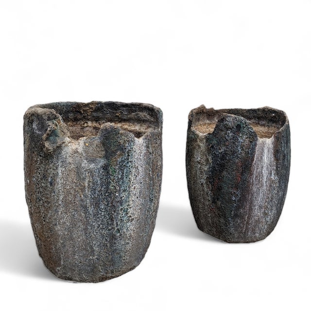 Pair of Vintage Patinated Industrial Crucible Planters, Rustic For Sale - Image 10 of 18