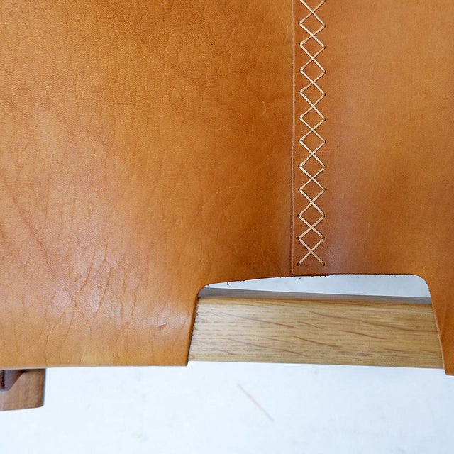 Vintage Scandinavian Style Lounge Chair in Wood and Leather For Sale - Image 6 of 16