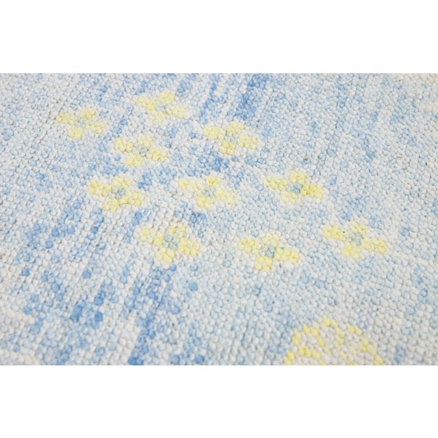 Early 21st Century Modern Turkish Oushak Handmade Gallery Wool Rug With Yellow & Green Floral Motif For Sale - Image 5 of 7