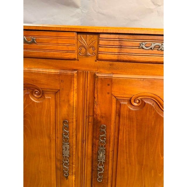 18th Century French Country Louis XV Cherry Haut Buffet Cabinet, Circa 1790 For Sale - Image 16 of 18
