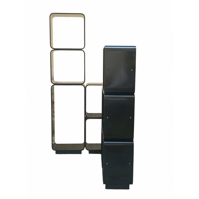 Designed by the renowned Milanese architect and designer Carlo De Carli for Fiarm in the 1970s, this bookcase represents a...