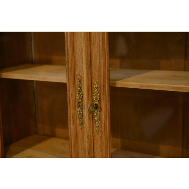 Vintage Display Cabinet in Raw Oak, 1950s For Sale - Image 4 of 11