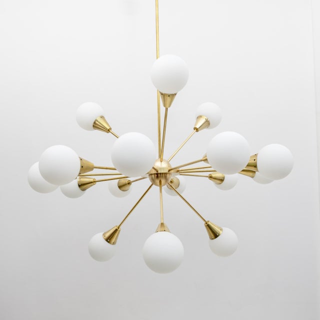 Large Mid-Century Modern Italian Brass and Opaline Glass Sputnik Chandelier, 1970s For Sale - Image 4 of 8