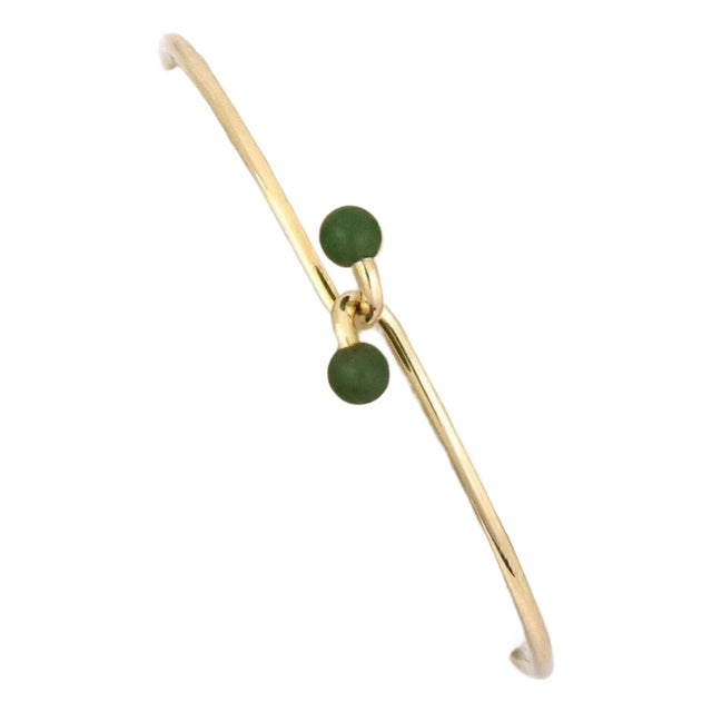 Tiffany & Co. Jade 14k Yellow Gold Wire Hook Bangle Bracelet For Sale