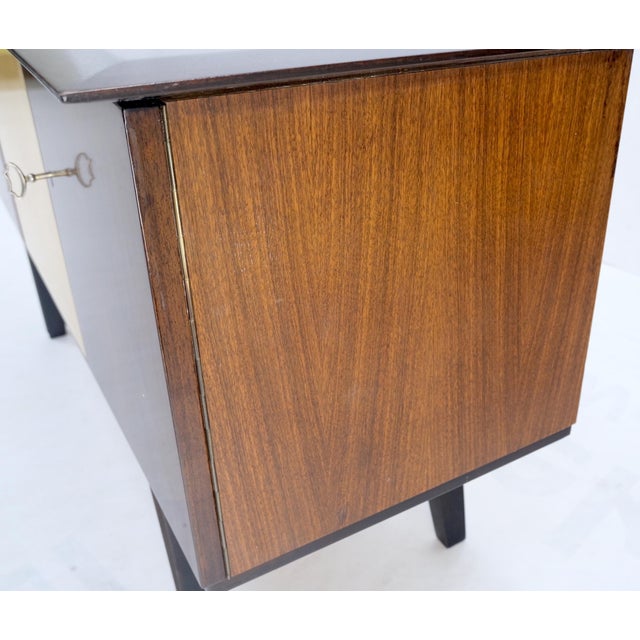 Mid-Century Modern German Art Deco Mid-Century Modern High Gloss 3 Door Petit Credenza Chest For Sale - Image 3 of 12
