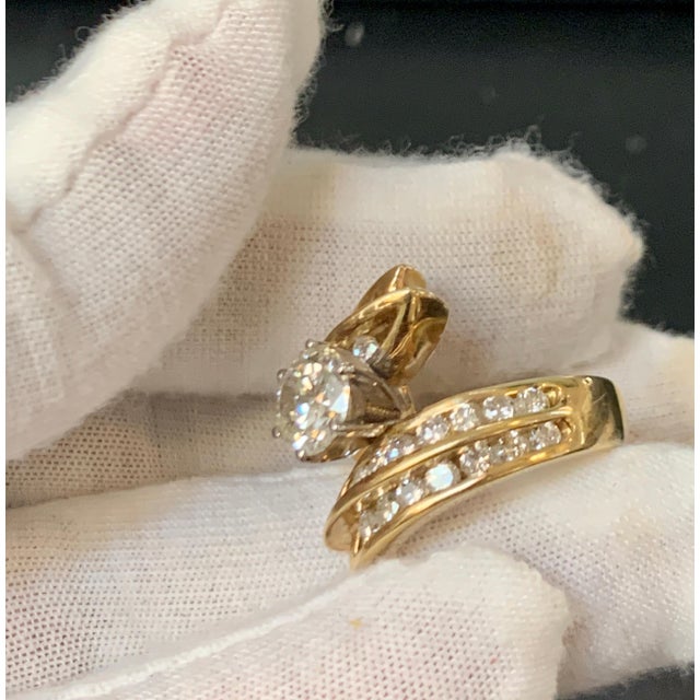 1.5 Carat Solitaire Round Shape 2.5 Total Diamond Engagement 14 Yellow Gold Ring For Sale In New York - Image 6 of 18