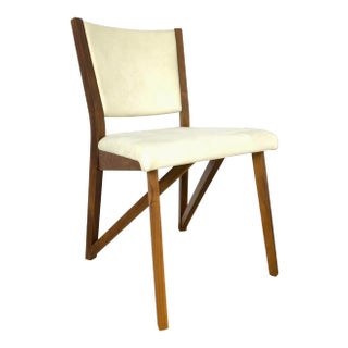 Copeland Co. Modern Ivory Suede Exeter Side Chair For Sale