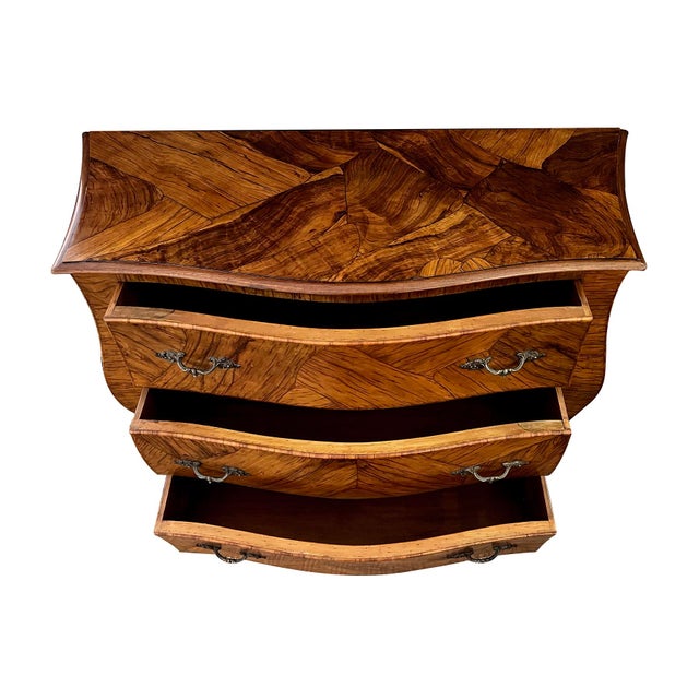 Italian Rococo Style Bombé-Form Olivewood Veneer 3-Drawer Chest For Sale - Image 10 of 12