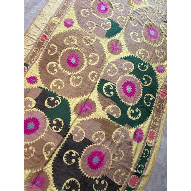 1960s Large Yellow Cotton Suzani With Bold Round Medallions For Sale - Image 5 of 10
