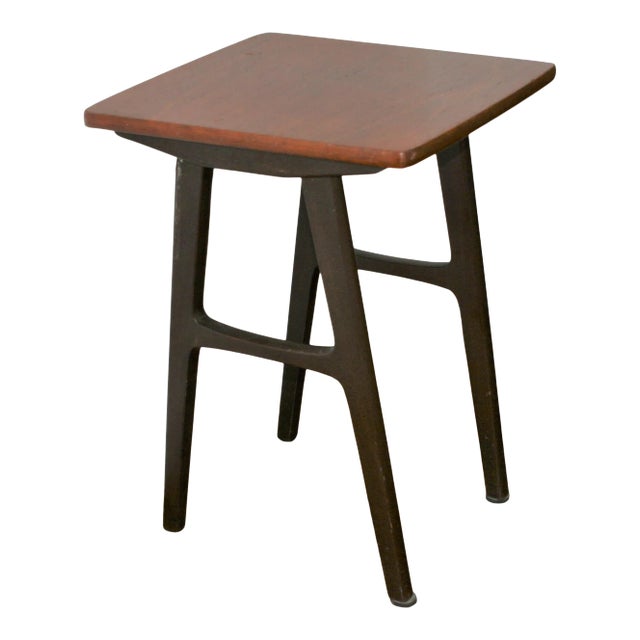 Mid Century Modern Small Square Two Tone Wood Accent Table For Sale