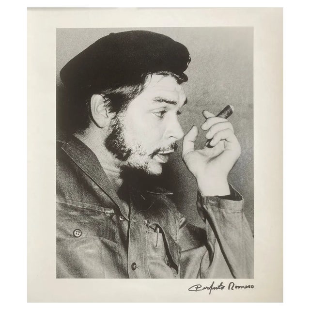 Perfecto Romero, Che Guevara With a Cigar, Photograph For Sale