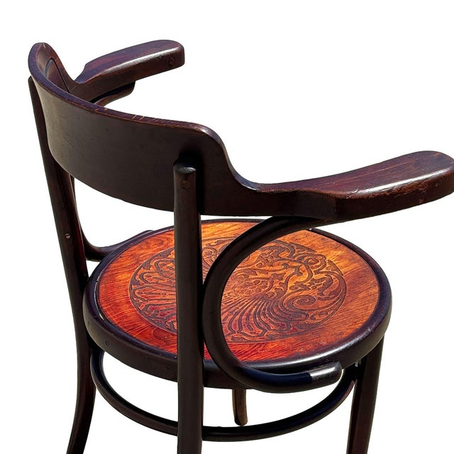 1900 - 1909 Antique Art Nouveau Bent Oak Desk Chair W/ Carved Shell Motif Seat by Fischel For Sale - Image 5 of 8