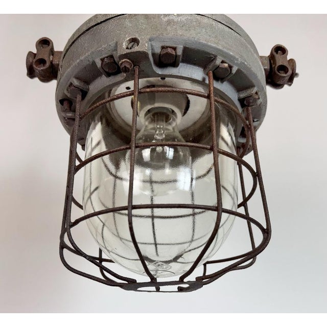 1960s Industrial Grey Explosion Proof Lamp from Elektrosvit, 1960s For Sale - Image 5 of 18