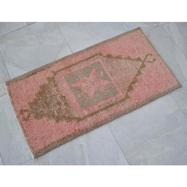 1970s Vintage Hand Knotted Small Rug Entry Decor Doormat For Sale - Image 6 of 8
