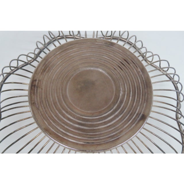 Silver Silver Plated Metal Fruit or Bread Wire Basket Bowl With Scalloped Edges 5009b For Sale - Image 8 of 10