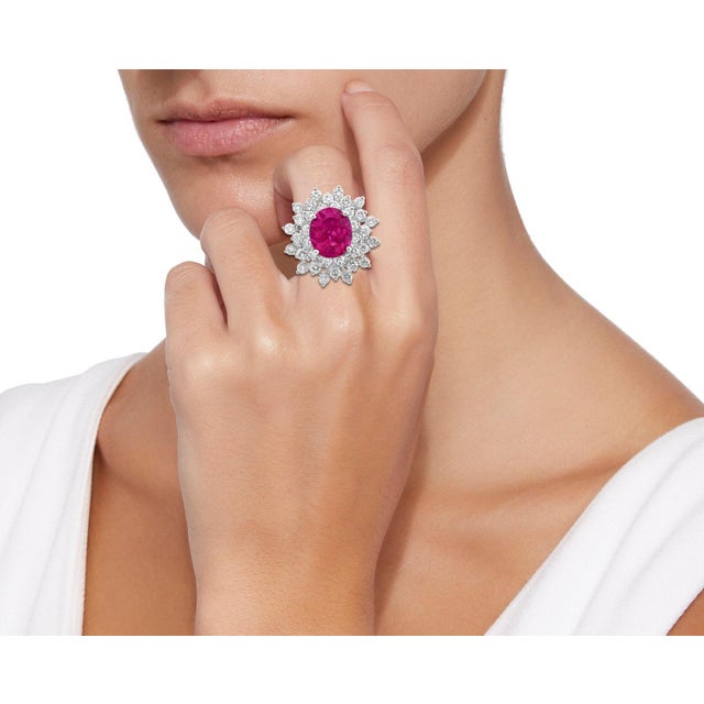 5 Carat Rubellite and 2.5 Carat Diamond 18 Karat Gold Cocktail Ring Estate For Sale In New York - Image 6 of 18