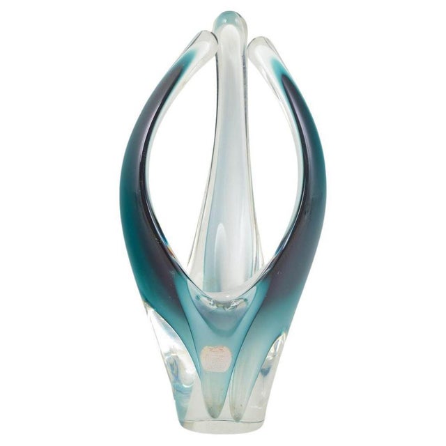 Blue Sculptural Art-Glass Coquille Vase by Paul Kedelv for Flygfors, 1958 For Sale - Image 8 of 8