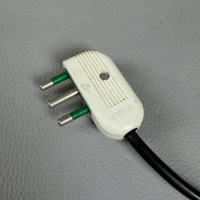 Vintage Espresso Coffee Machine in Hammered Brass by Victoria Arduino, 1950 For Sale - Image 11 of 14