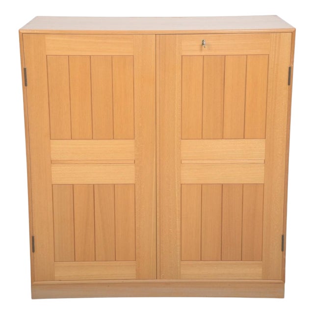 Vintage Cabinet in Elm by Mogens Koch, 1970s For Sale