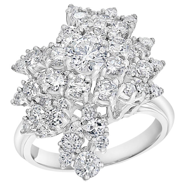 2.5 Carat Diamond Cluster Cocktail Ring 18 Karat White Gold 12.8 Grams Ring For Sale - Image 15 of 18