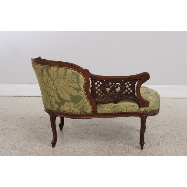 1930s Vintage French Louis XV Style Small Chaise Lounge For Sale - Image 5 of 17