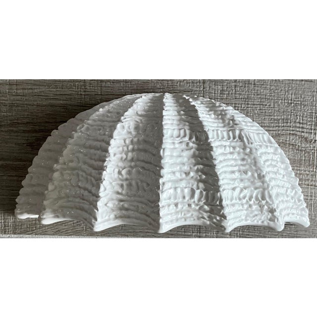 Circa 1980 Palm Beach Chic Italian Creamware Shell-Shaped Wall Pocket in the Manner of Mario Bellini For Sale - Image 11 of 18