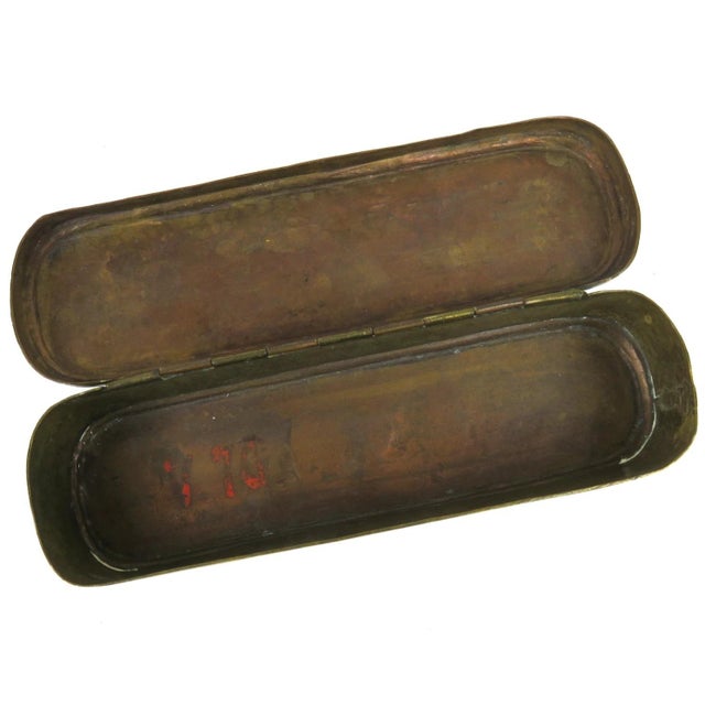 Iserlohn Snuffbox in Brass by J. H. Giese, Breslau, 18th Century For Sale - Image 9 of 14