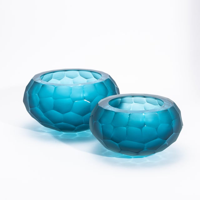 Aqua Hand-Blown Modern Murano Bowl in Aquamarine Medium For Sale - Image 8 of 8
