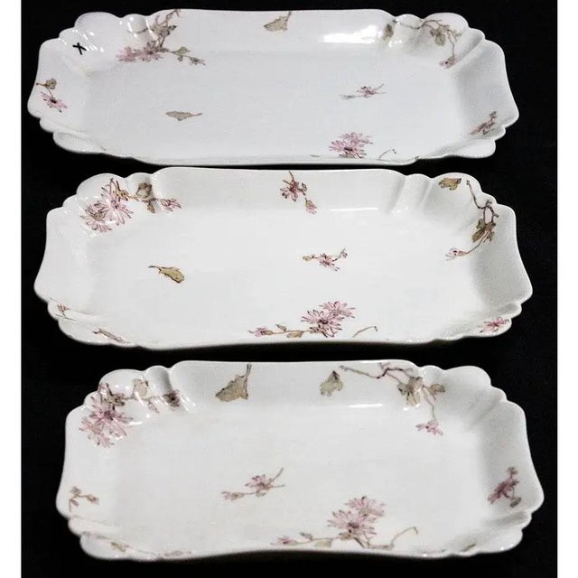 Victorian Late 19th C. Haviland Limoges Graduated Porcelain Serving Platters - Set of 3 For Sale - Image 3 of 5