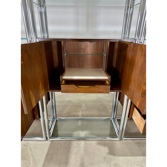 1970s Lane Mid Century Modern Walnut and Chrome 2 Bay Free Standing Wall Unit Etagere For Sale In Tampa - Image 6 of 12