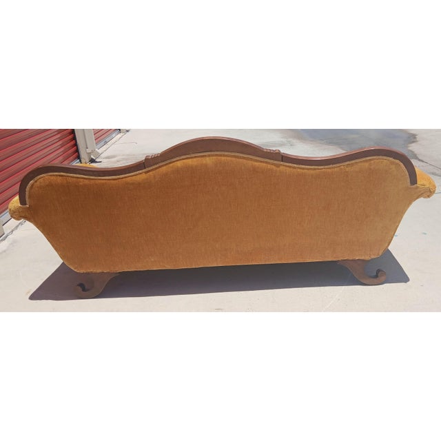 1940s Vintage Victorian Camelback Duncan Phyfe Style Gold Velvet Sofa For Sale - Image 5 of 13