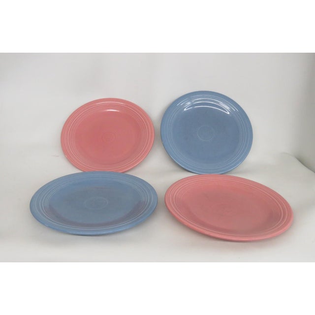Fiesta Usa Homer Laughlin Set of 4 Dinner Plates 2 Pink 2 Blue Lead Free 4850b For Sale - Image 12 of 12