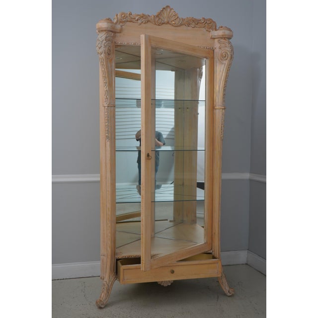 Pair French Style Gold Wash Corner China Cabinets For Sale - Image 4 of 18