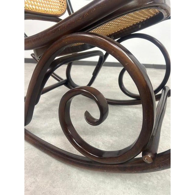 Bentwood Rocking Chair from Thonet, 1940s For Sale - Image 10 of 12