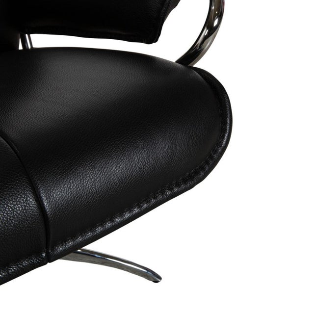 Set of City Leather Chair and Ottoman from Stressless For Sale - Image 9 of 18