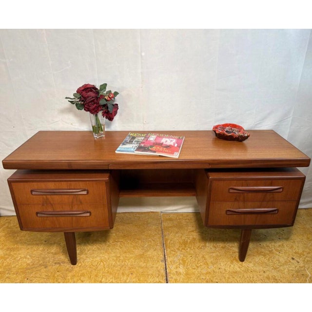 Mid-Century Modern Vintage Teak Desk by Victor Wilkins for G-Plan, 1960 For Sale - Image 3 of 13