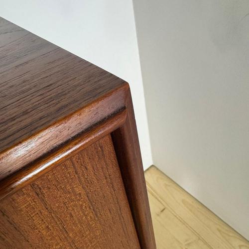 Mid-Century Modern Sideboard in Teak, Denmark, 1960s For Sale - Image 4 of 10