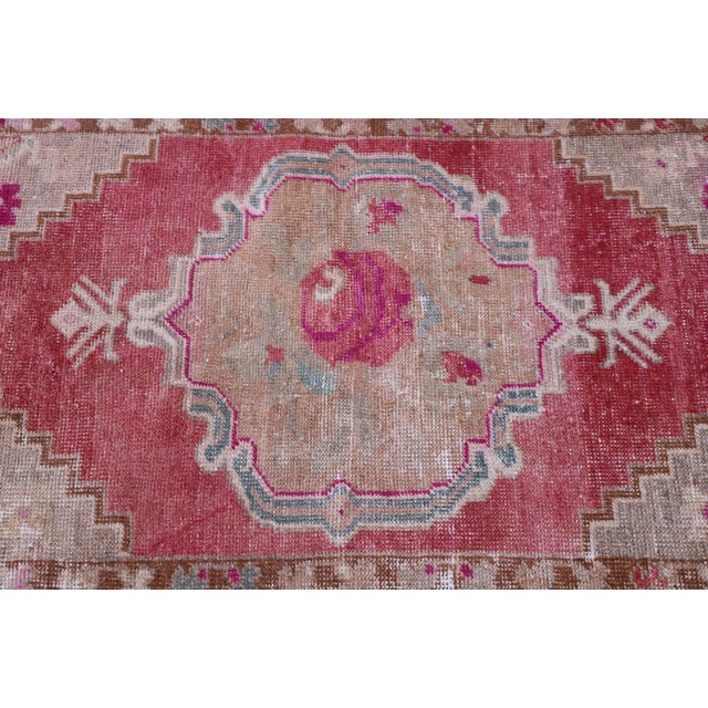 1960s 1960s Traditional Cappadocia Handmade Oushak Doormat Rug For Sale - Image 5 of 10
