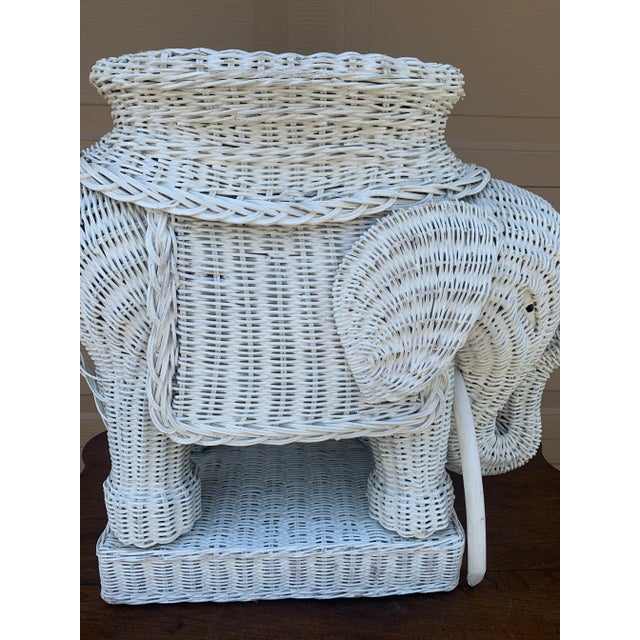 1970s Wicker Rattan White Elephant Garden Stool or Side Table, 1970s For Sale - Image 5 of 12