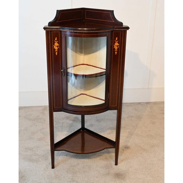 Brown Edwardian Corner Cabinet Bow Front in Mahogany, 1890s For Sale - Image 8 of 8