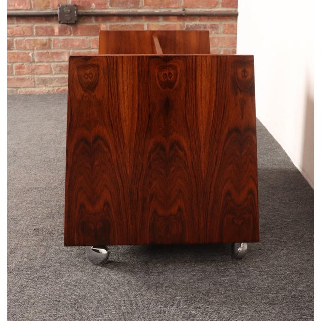 1960s Norwegian Rosewood Magazine Rack / Record Lp Caddy by Rolf Hesland for Bruksbo For Sale - Image 5 of 18