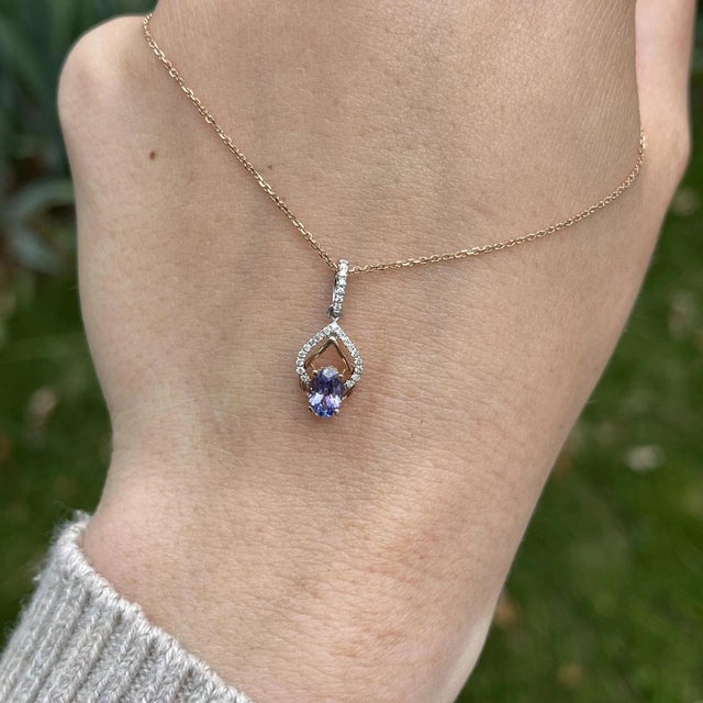 2020s Tanzanite Pendant With Natural Diamonds in Solid 14k Dual Tone Gold Oval 6x4mm For Sale - Image 5 of 6